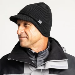Adventer Knitted Peak Hat Black Uni