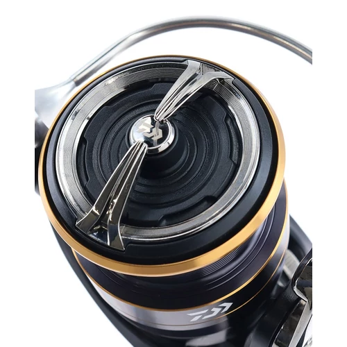 Daiwa 20 Legalis LT 2000 elsőfékes orsó