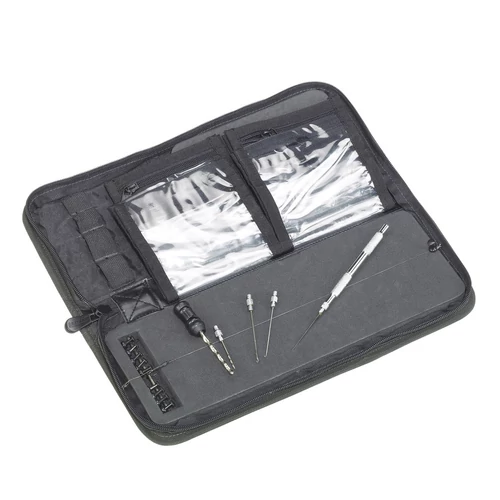 Anaconda Stiff Rig Wallet II előketartó hordtáska / fém fűzőtű szettel / 35 X 14 X 5