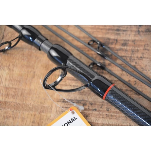 Carp Expert Revolution Telefeeder Bot 3