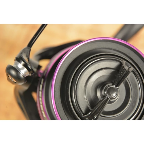 Carp Expert Violet Feeder 6000