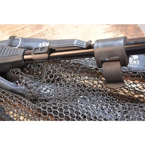 Carp Expert Neo Protectgumis Merítőháló 2M Nyéllel 2 Részes 55*55cm